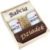 IDEALNY PREZENT - ZESTAW RĘCZNIKI + KUBKI BABCIA i DZIADEK
