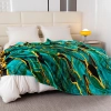 Koc z mikrofibry 200x220 cm – stylowy wzór i przytulna miękkość