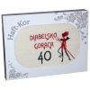 RĘCZNIK 70x140 Z HAFTEM NA PREZENT 40 URODZINY DIABELSKO GORĄCA CZTERDZIESTKA
