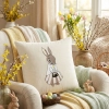 POSZEWKA DEKORACYJNA PREMIUM WELUROWA 40x40 Z HAFTEM WIELKANOCNA VELVET