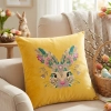 POSZEWKA DEKORACYJNA PREMIUM WELUROWA 40x40 Z HAFTEM WIELKANOCNA VELVET