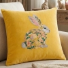 POSZEWKA DEKORACYJNA PREMIUM WELUROWA 40x40 Z HAFTEM WIELKANOCNA VELVET