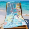 Lekki ręcznik z mikrofibry z motywem oceanu i dmuchanego koła na leżaku na plaży