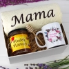 KOMPLET DLA MAMY RĘCZNIK Z HAFTEM + KUBEK + MIÓD PREZENT DZIEŃ MATKI MAMA