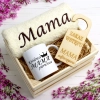 KOMPLET DLA MAMY RĘCZNIK Z HAFTEM + KUBEK 330ml NA PREZENT DZIEŃ MATKI MAMA