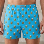 Niebieskie bokserki męskie wzorzyste 100% bawełna piwo na modelu Cotton World