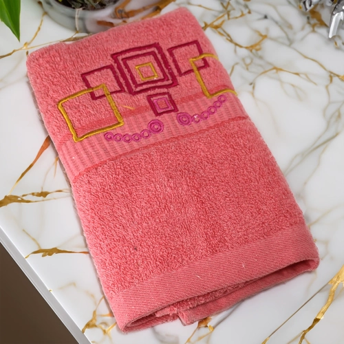 GRUBY RĘCZNIK KĄPIELOWY 50x100cm z HAFTEM 450/m2 CHŁONNY