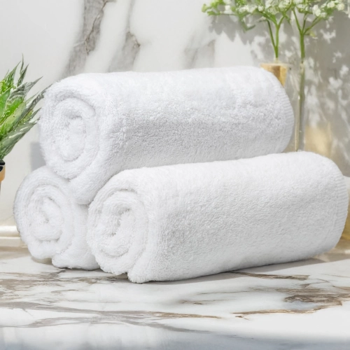 GRUBY RĘCZNIK KĄPIELOWY 50x100cm 550g/m2 PREMIUM CHŁONNY BIAŁY