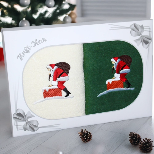 ŚWIĄTECZNY KOMPLET DWÓCH RĘCZNIKÓW 70x140 PREZENT ŚWIĘTA MIKOŁAJ