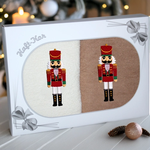 LUKSUSOWY ŚWIĄTECZNY KOMPLET RĘCZNIKÓW 70x140 PREZENT ŚWIĘTA RĘCZNIKI