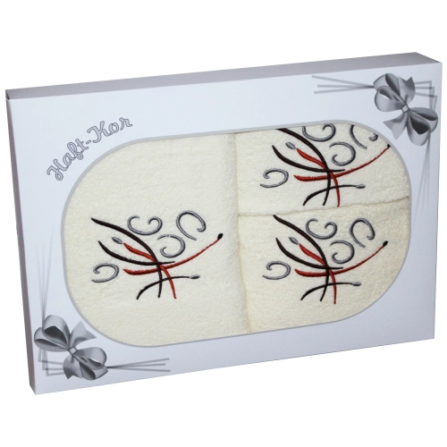 PREZENT KOMPLET TRZECH GRUBYCH RĘCZNIKÓW Z HAFTEM