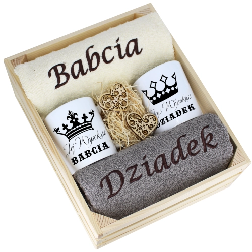 IDEALNY PREZENT - ZESTAW RĘCZNIKI + KUBKI BABCIA i DZIADEK