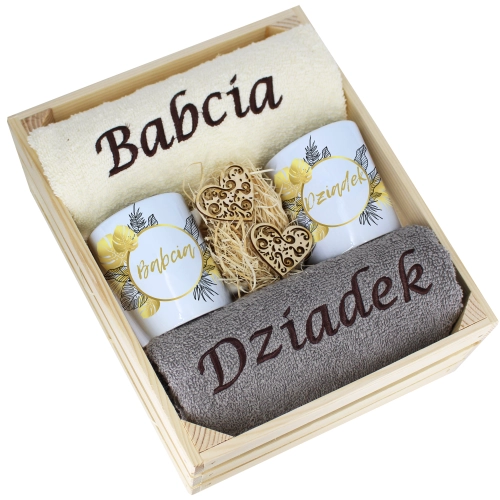 IDEALNY PREZENT - ZESTAW RĘCZNIKI + KUBKI BABCIA i DZIADEK