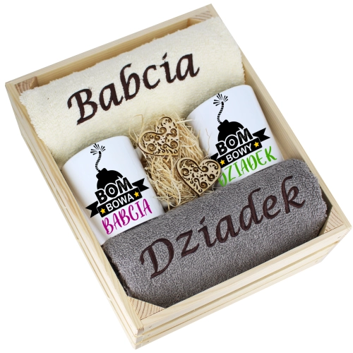 IDEALNY PREZENT - ZESTAW RĘCZNIKI + KUBKI BABCIA i DZIADEK