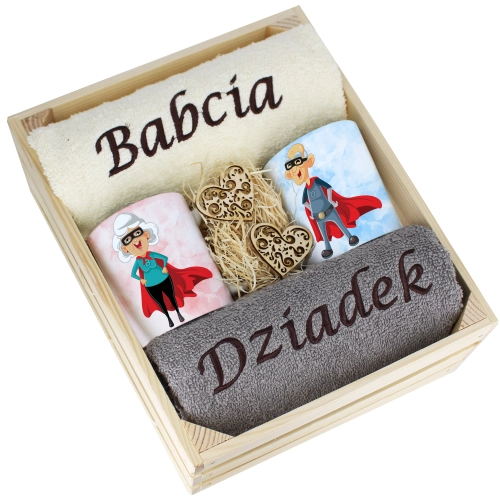 IDEALNY PREZENT - ZESTAW RĘCZNIKI + KUBKI BABCIA i DZIADEK