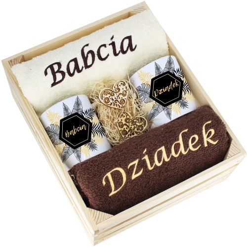 IDEALNY PREZENT - ZESTAW RĘCZNIKI + KUBKI BABCIA i DZIADEK