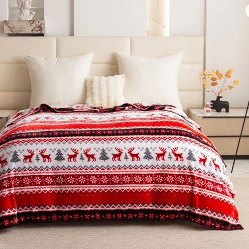 Koc świąteczny 160x200 cm z wzorem choinek i śnieżynek