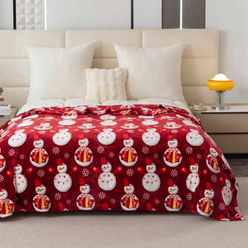 Koc świąteczny 160x200 cm z wzorem choinek i śnieżynek