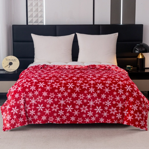 Koc świąteczny 160x200 cm z wzorem choinek i śnieżynek