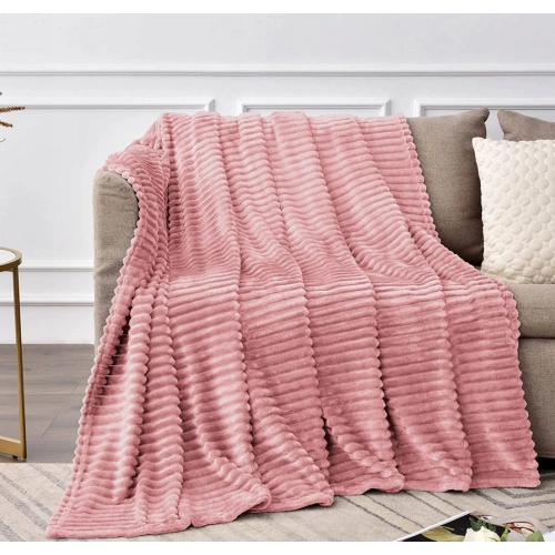 KOC TŁOCZONY NA ŁÓŻKO W PASY Z MIKROFIBRY 160X200 NARZUTA RÓŻ