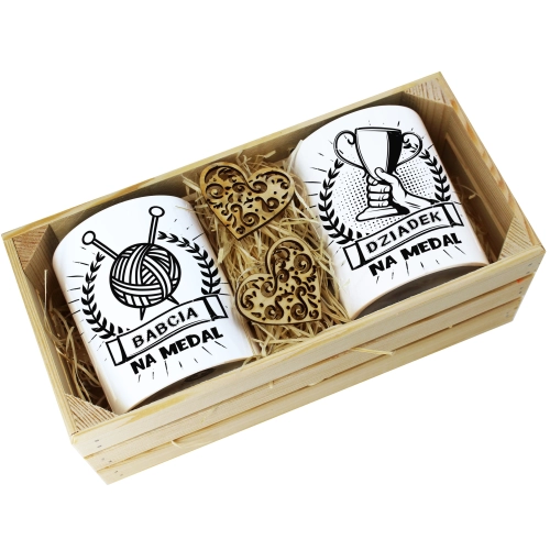 PREZENT ZESTAW KUBKI BABCIA DZIADEK W SKRZYNCE