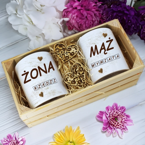 PREZENT ŚLUBNY ZESTAW KUBKI ŻONA i MĄŻ W SKRZYNCE