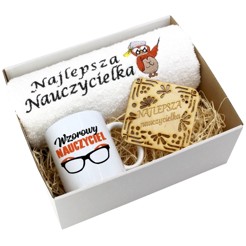 PREZENT DZIEŃ NAUCZYCIELA WYCHOWAWCY KUBEK RĘCZNIK