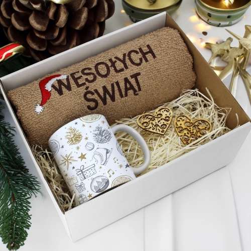 PREZENT NA ŚWIĘTA KUBEK + RĘCZNIK Z HAFTEM ŚWIĄTECZNY ZESTAW MIKOŁAJ