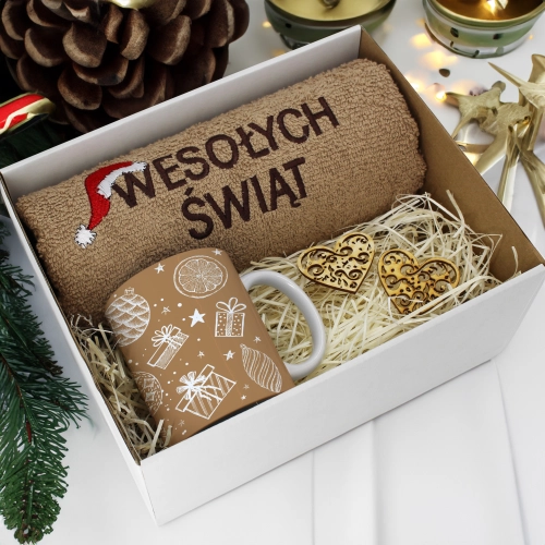 PREZENT NA ŚWIĘTA KUBEK + RĘCZNIK Z HAFTEM ŚWIĄTECZNY ZESTAW MIKOŁAJ