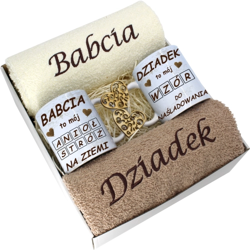 PREZENT DZIEŃ BABCI I DZIADKA RĘCZNIKI KUBKI HAFT
