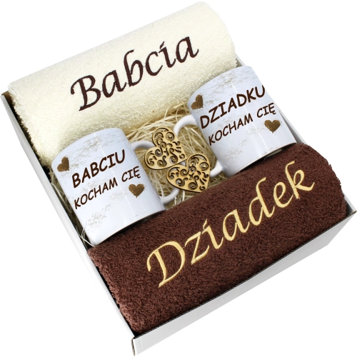 PREZENT DZIEŃ BABCI I DZIADKA RĘCZNIKI KUBKI HAFT
