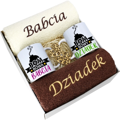 PREZENT DZIEŃ BABCI I DZIADKA RĘCZNIKI KUBKI HAFT