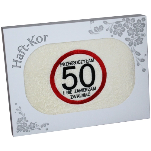 RĘCZNIK 70x140 Z HAFTEM NA PREZENT 50 URODZINY