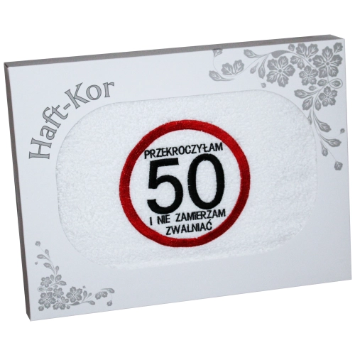 RĘCZNIK 70x140 Z HAFTEM NA PREZENT 50 URODZINY