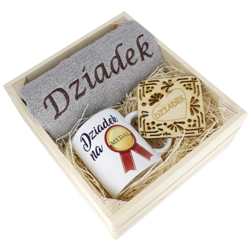 SUPER PREZENT DLA DZIADKA RĘCZNIK + KUBEK SKRZYNKA