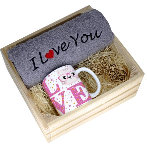 KOMPLET PREZENT KUBEK RĘCZNIK SKRZYNKA WALENTYNKI