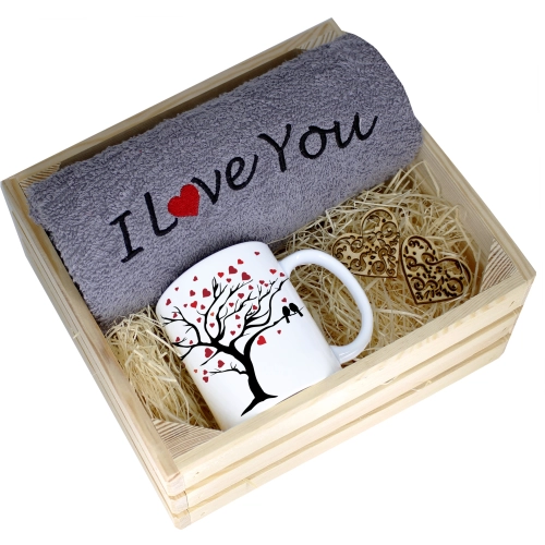 KOMPLET PREZENT KUBEK RĘCZNIK SKRZYNKA WALENTYNKI