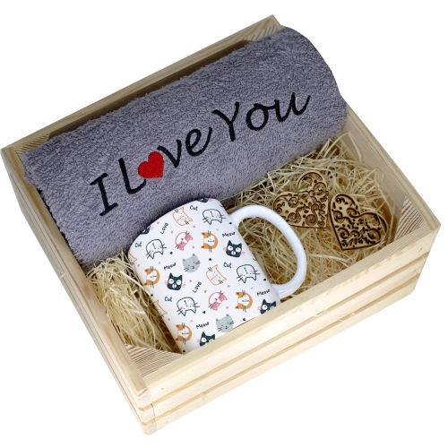 KOMPLET PREZENT KUBEK RĘCZNIK SKRZYNKA WALENTYNKI