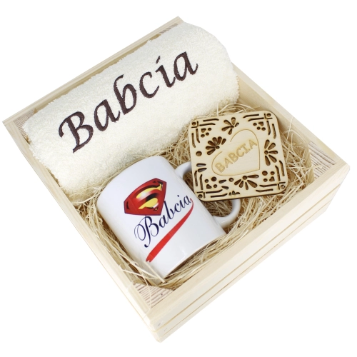 SUPER PREZENT DLA BABCI RĘCZNIK + KUBEK SKRZYNKA