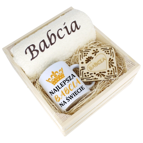 SUPER PREZENT DLA BABCI RĘCZNIK + KUBEK SKRZYNKA
