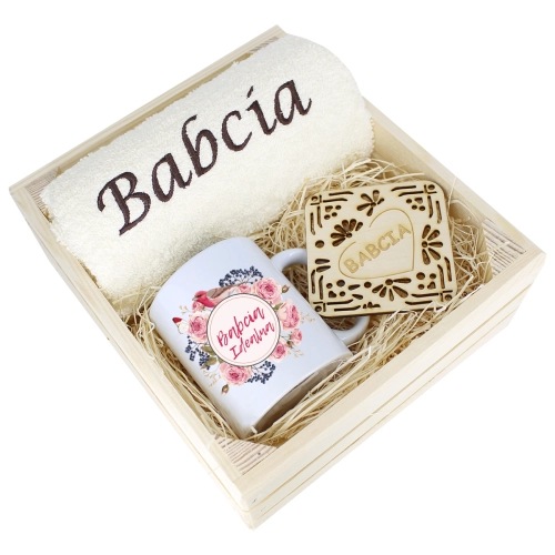 SUPER PREZENT DLA BABCI RĘCZNIK + KUBEK SKRZYNKA