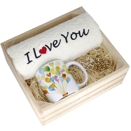 KOMPLET PREZENT KUBEK RĘCZNIK SKRZYNKA WALENTYNKI