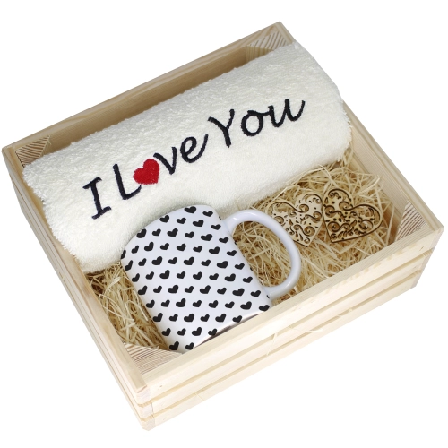 KOMPLET PREZENT KUBEK RĘCZNIK SKRZYNKA WALENTYNKI