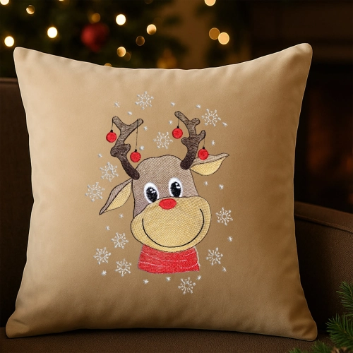 elegancka poszewka bożonarodzeniowa z haftem