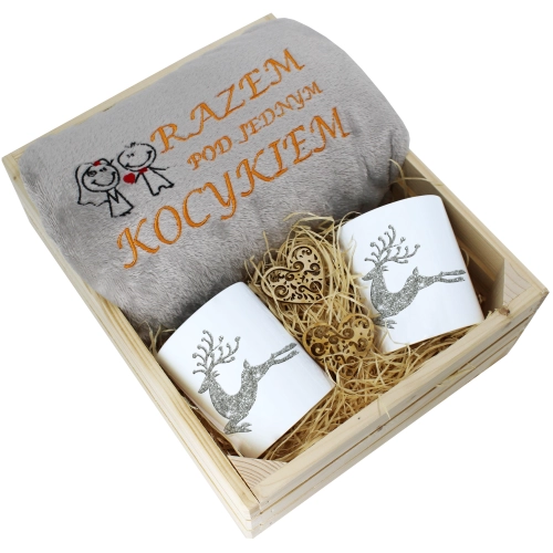 PREZENT ŚWIĄTECZNY ZESTAW KOC 160x200 + KUBKI