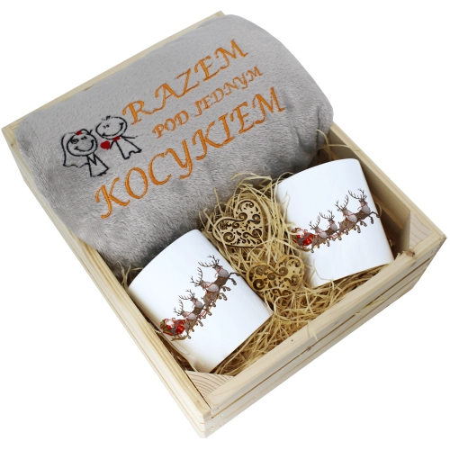PREZENT ŚWIĄTECZNY ZESTAW KOC 160x200 + KUBKI