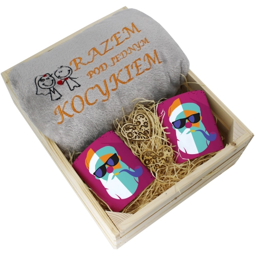 PREZENT ŚWIĄTECZNY ZESTAW KOC 160x200 + KUBKI