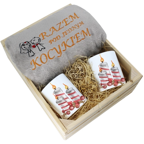 PREZENT ŚWIĄTECZNY ZESTAW KOC 160x200 + KUBKI