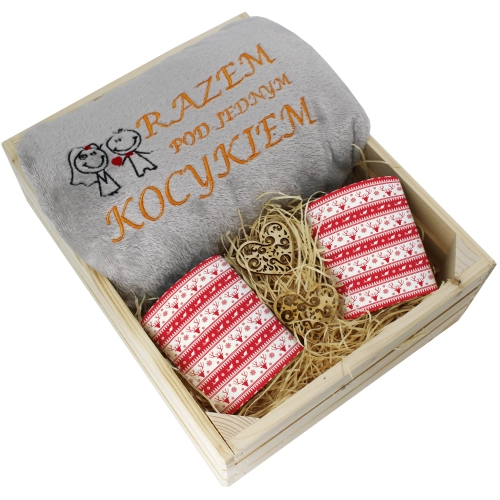 PREZENT ŚWIĄTECZNY ZESTAW KOC 160x200 + KUBKI