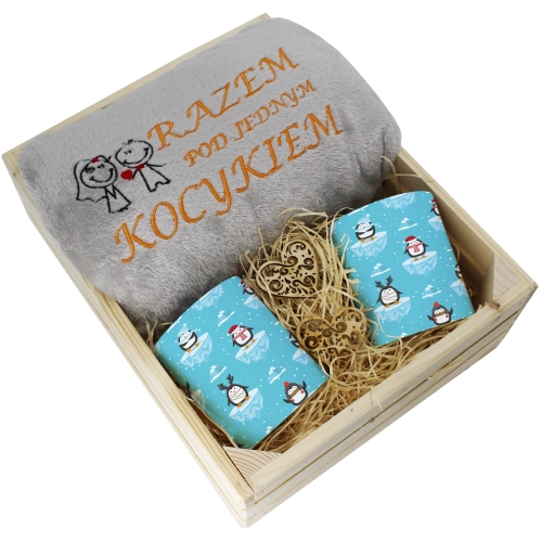 PREZENT ŚWIĄTECZNY ZESTAW KOC 160x200 + KUBKI